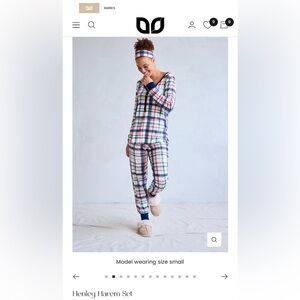 This is J Henley Harem Bamboo Pyjamas Size Small Made in Canada